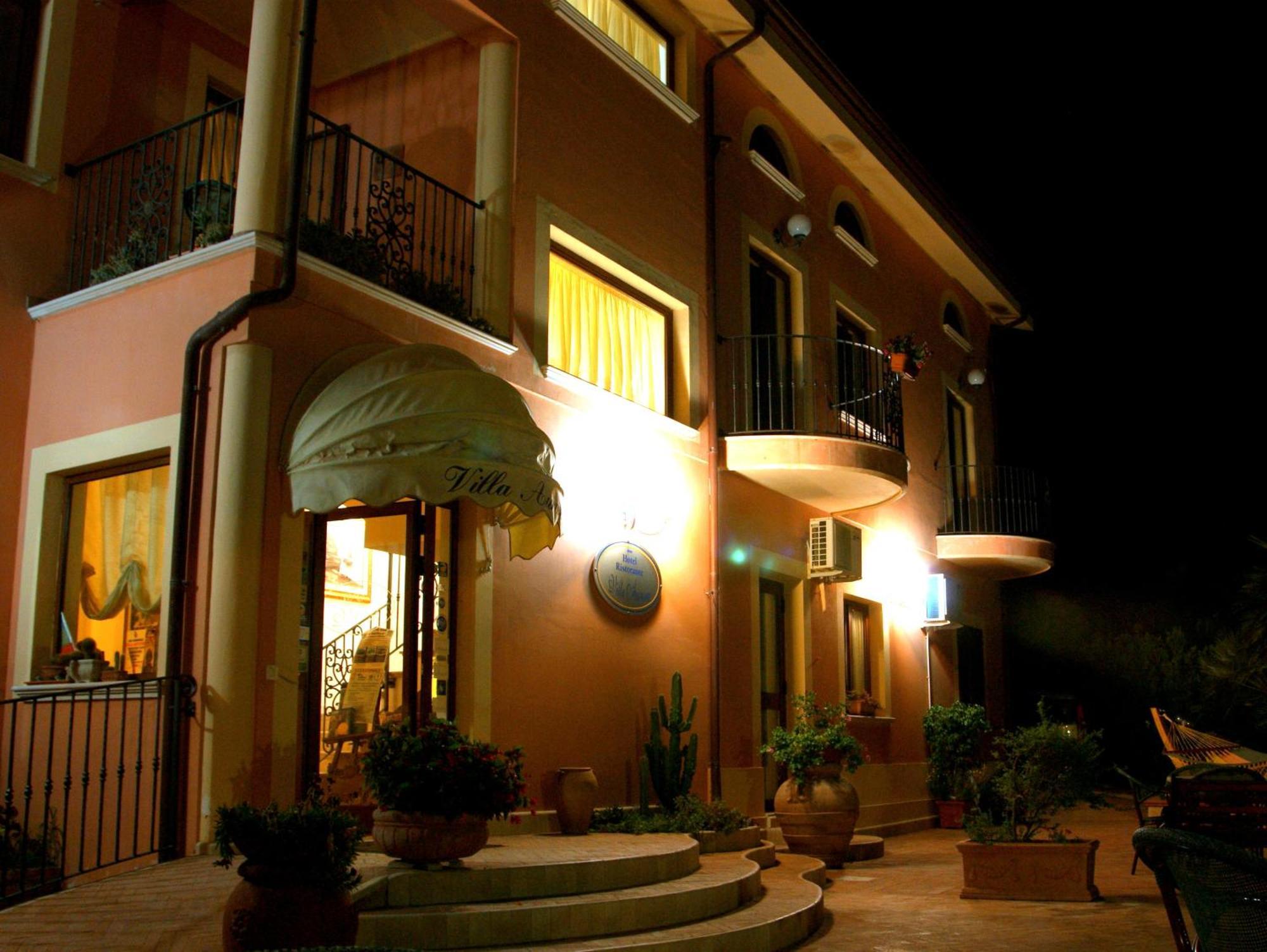 Villa Aurora Ле Кастела Екстериор снимка